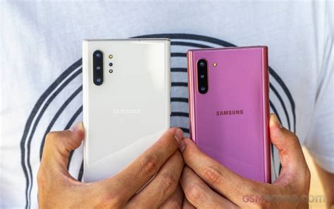 Is it worth to buy a Samsung phone in Seoul .
